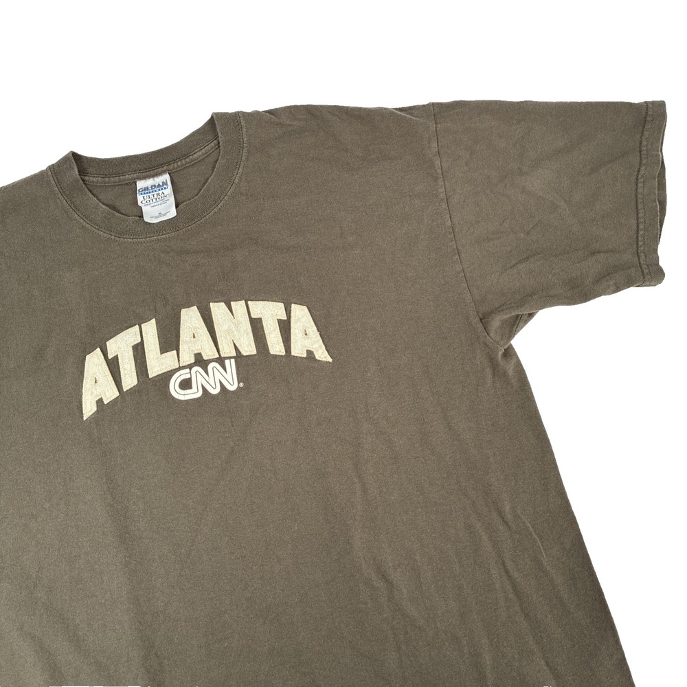 Vintage Y2K CNN Atlanta Gildan T-Shirt Size XL Green Olive Cotton News
